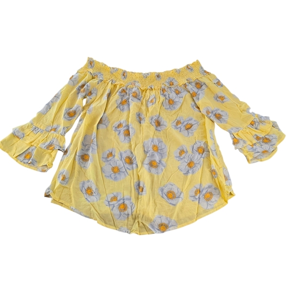🌼 Butter Yellow Floral Off-Shoulder Bell 3/4 Sleeve 100% Rayon Top - Size L 🌼 - Picture 5 of 6